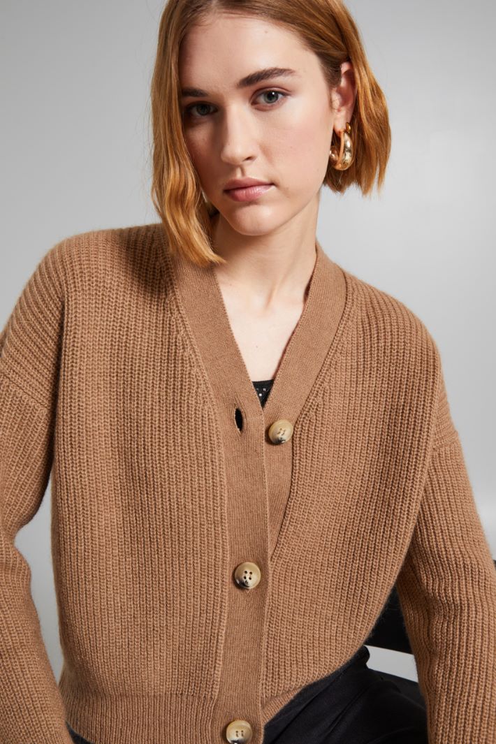 cardigan-cammello-donna-032std-1.jpg cardigan cammello donna - immagine 1