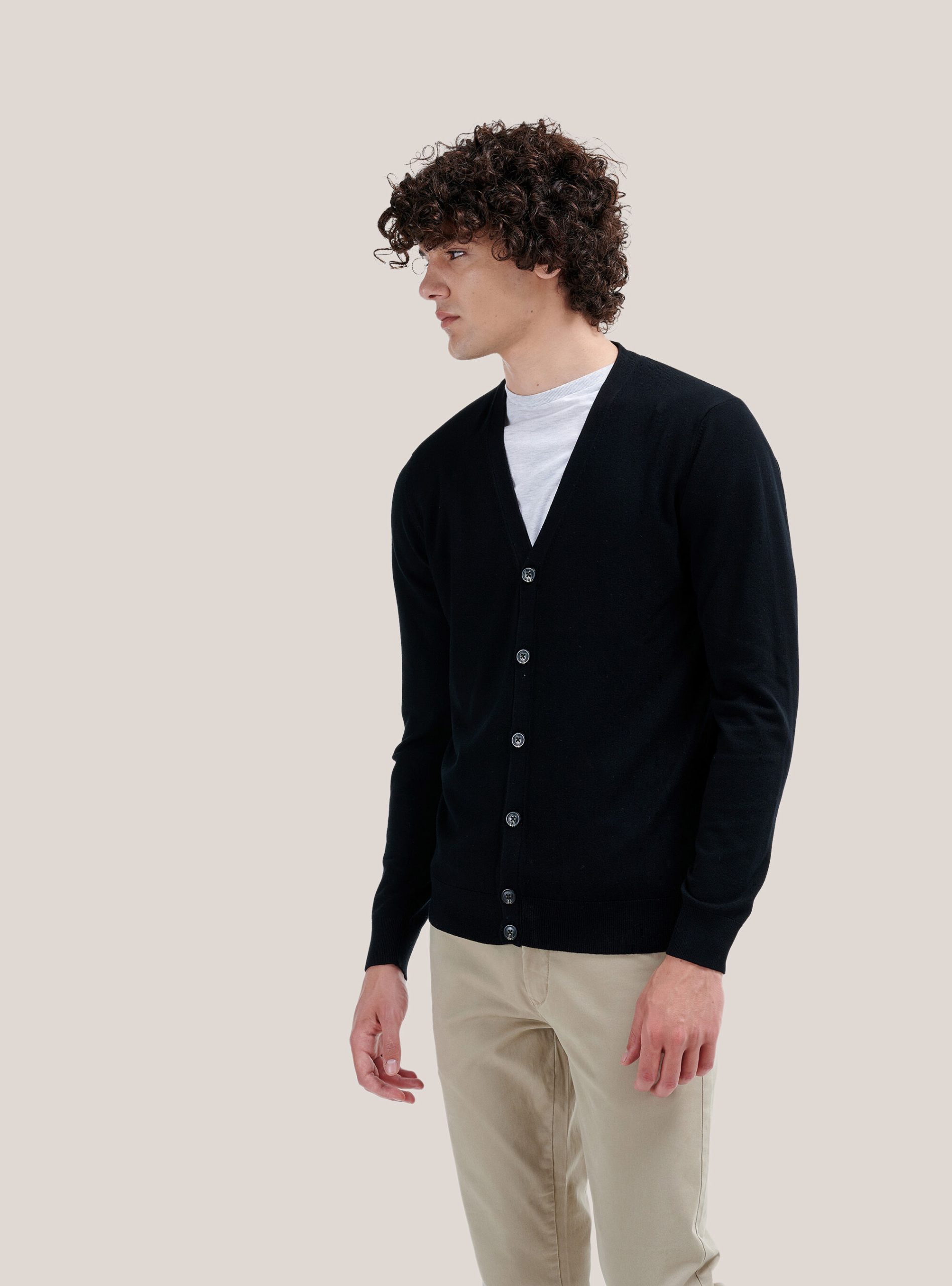 cardigan-con-bottoni-366ozz-1.jpg cardigan con bottoni - immagine 1