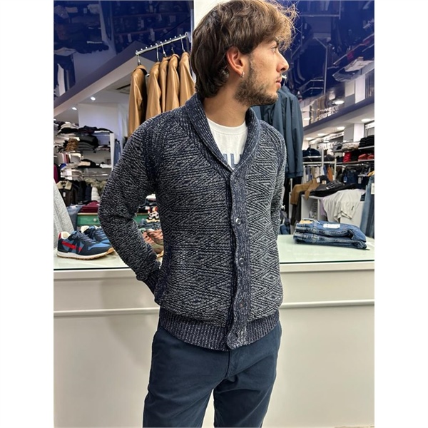 cardigan-con-bottoni-uomo-345glu-1.jpg cardigan con bottoni uomo - immagine 1