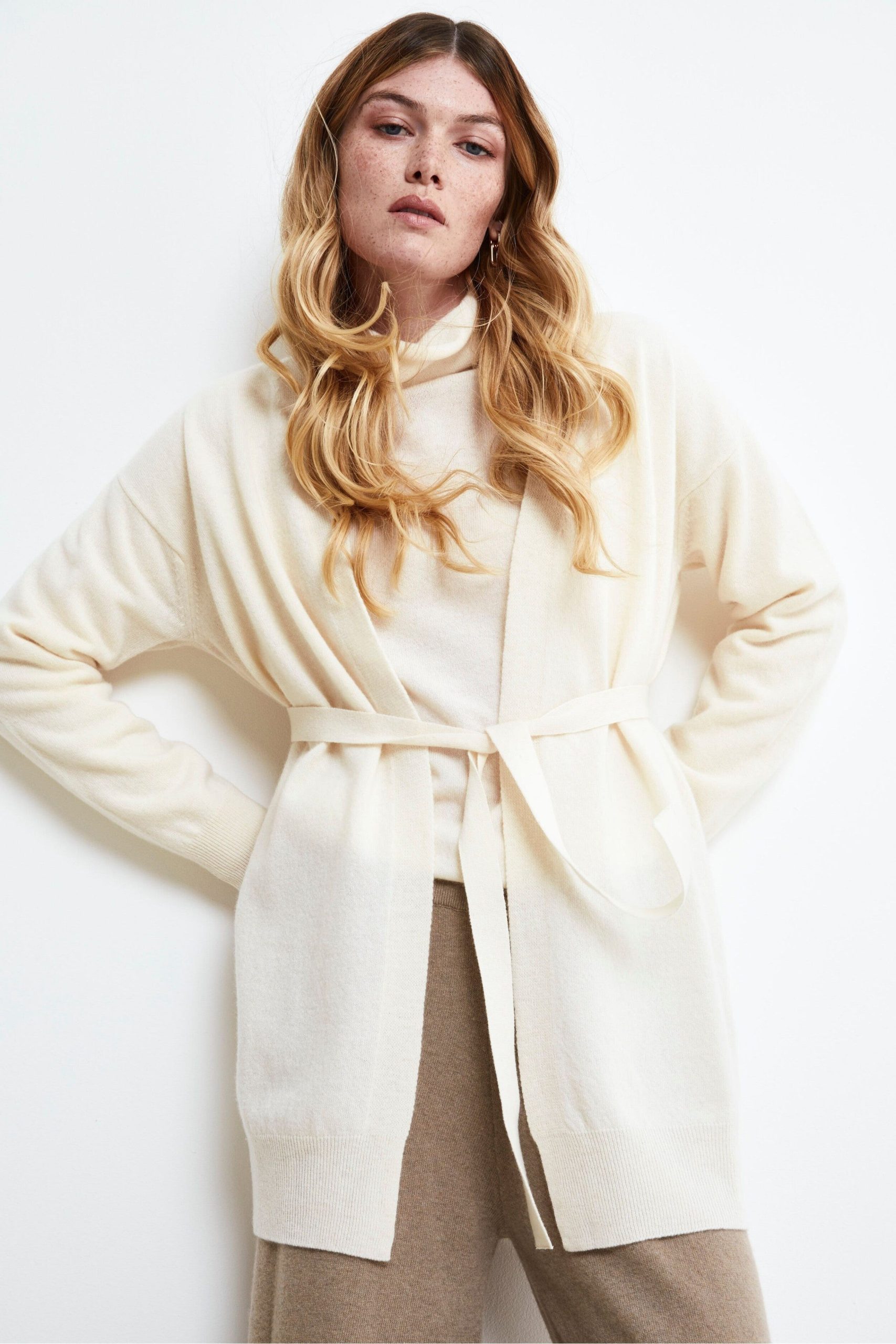 cardigan-lungo-lana-330wjp-1.jpg cardigan lungo lana - immagine 1