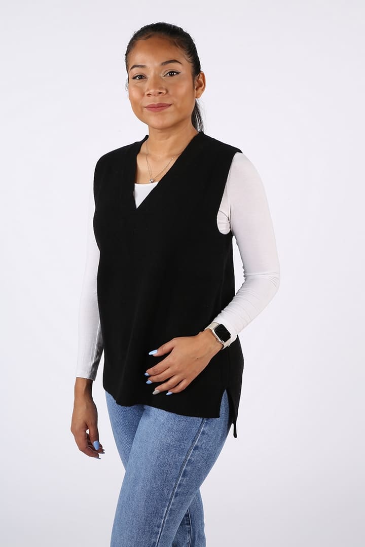 cardigan-smanicato-donna-851rdd-1.jpg cardigan smanicato donna - immagine 1