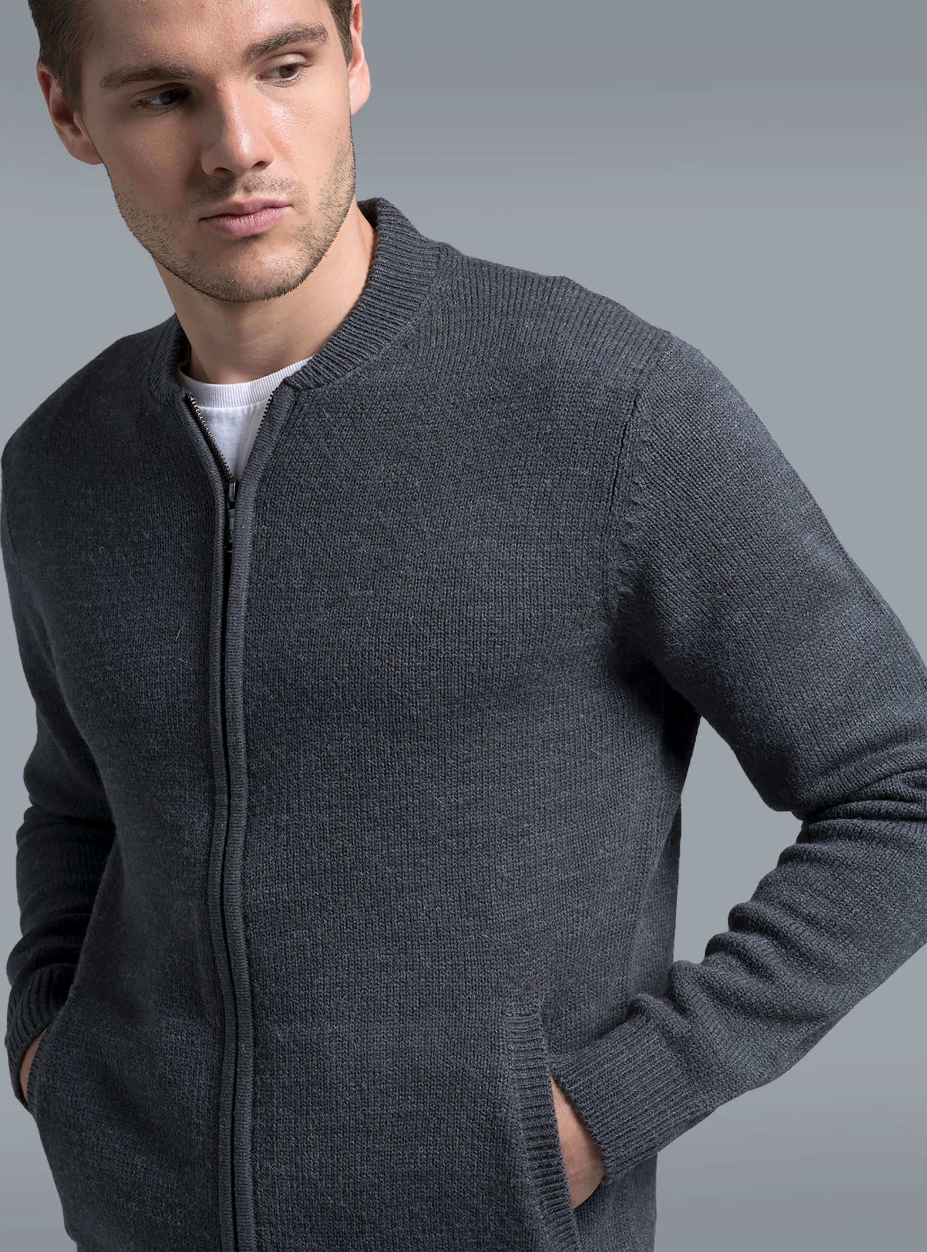 cardigan-uomo-con-zip-479ckh-1.jpg cardigan uomo con zip - immagine 1
