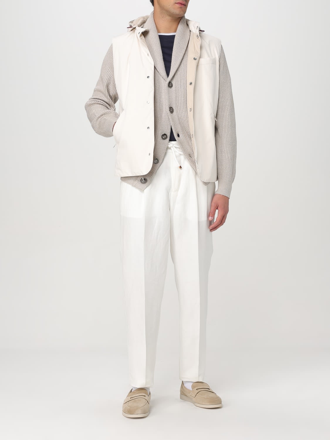 cucinelli-cardigan-661iay-1.jpg cucinelli cardigan - immagine 1